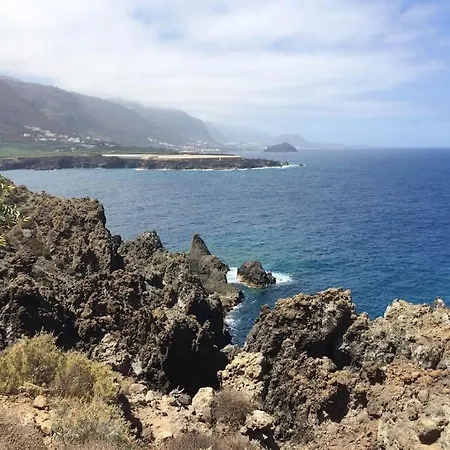 Apartmán Cozy With Ocean Stunning Views