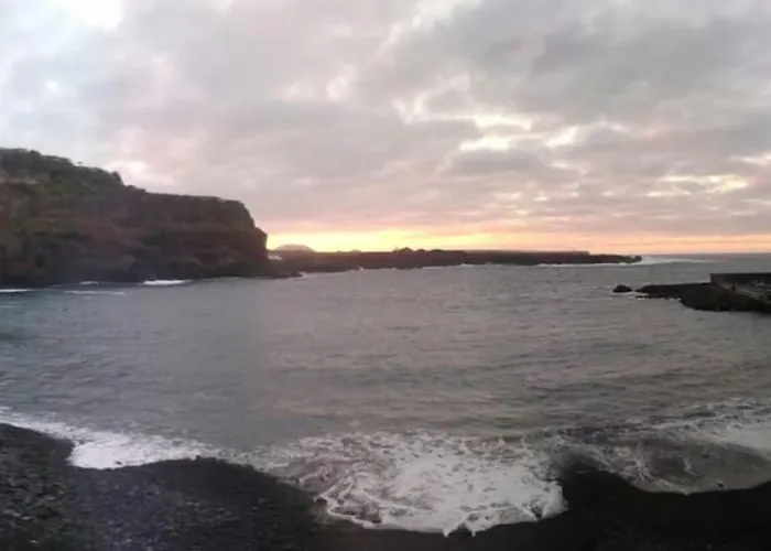 Cozy With Ocean Stunning Views