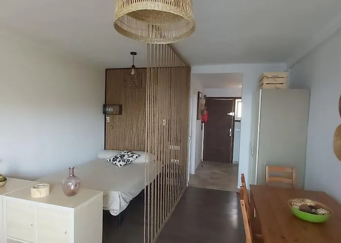 דירה Cozy With Ocean Stunning Views *